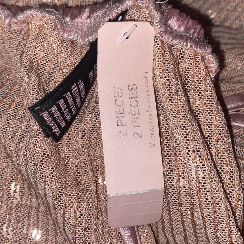 Large Shiny sleep shorts new with tag from Victoria Secret - Picture 7 of 7